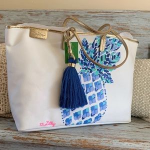 Lilly Pulitzer Bon Voyage Tote NWT
